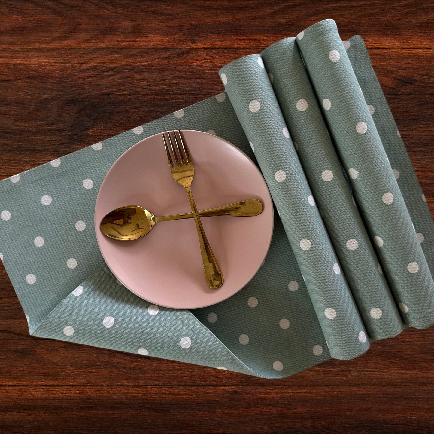Oak & Lily Placemats – Blue & White Polka Dot Print | 100% Cotton | Heat Resistant | Premium European Quality