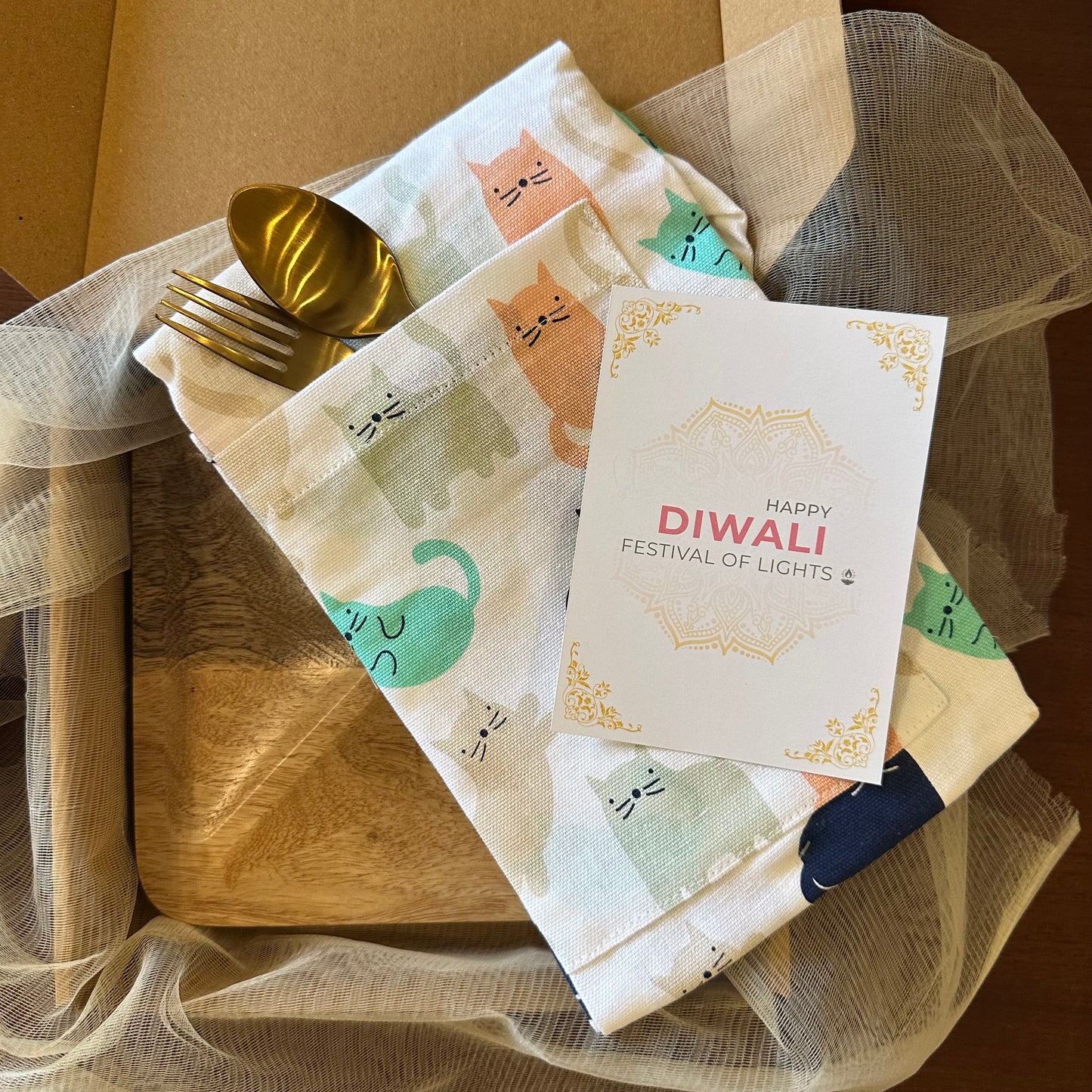 Oak & Lily Diwali Small Gift Hamper | Pure Mango Wood Tray + Kitchen Useable