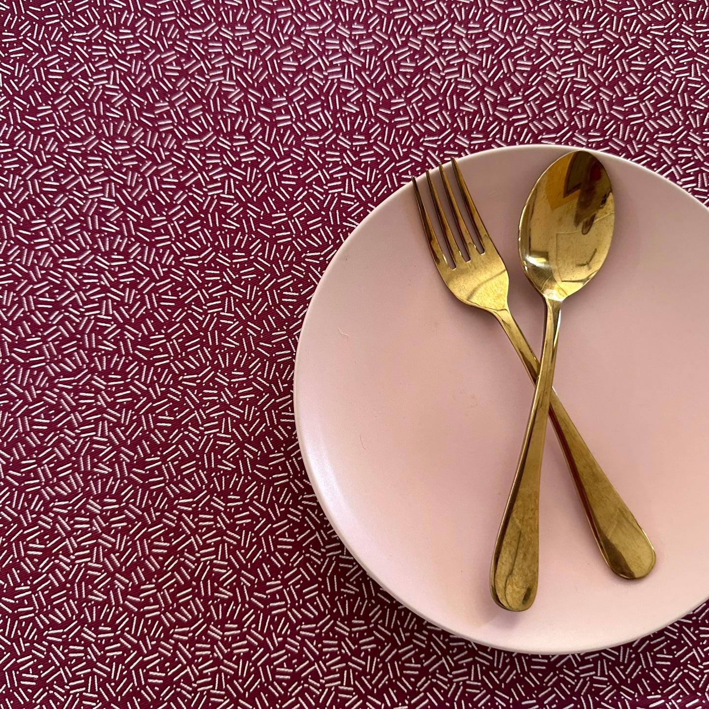 Oak & Lily Placemats – Wine Abstract Print | 100% Cotton | Heat Resistant | Premium European Quality