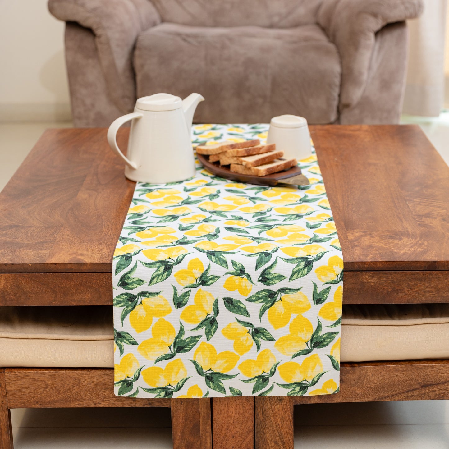 Oak & Lily Table Runner – Yellow & Green Lemon Print | 100% Cotton | Premium European Quality