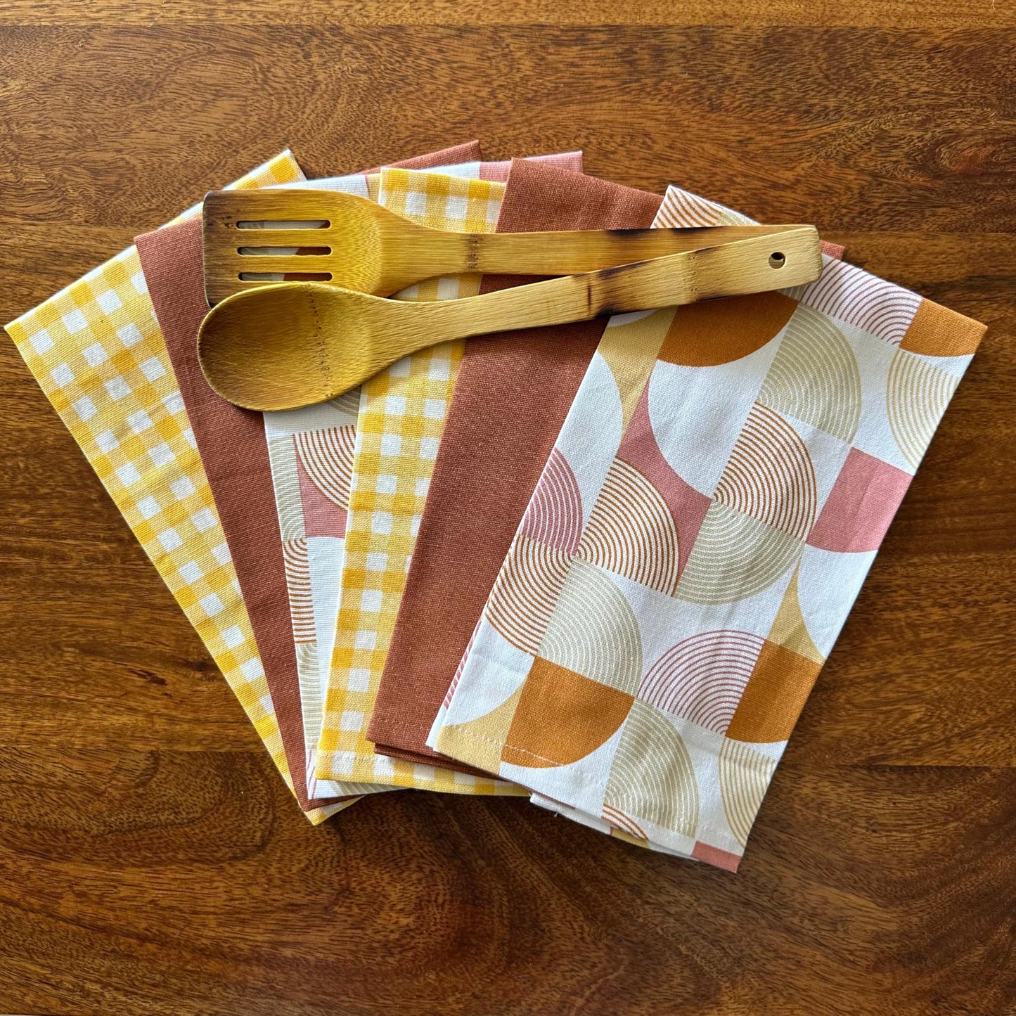 Oak & Lily Kitchen Towels – Rust Abstract & Yellow Check | Set of 6 | 100% Cotton | Premium European Quality | Anti-Bacterial