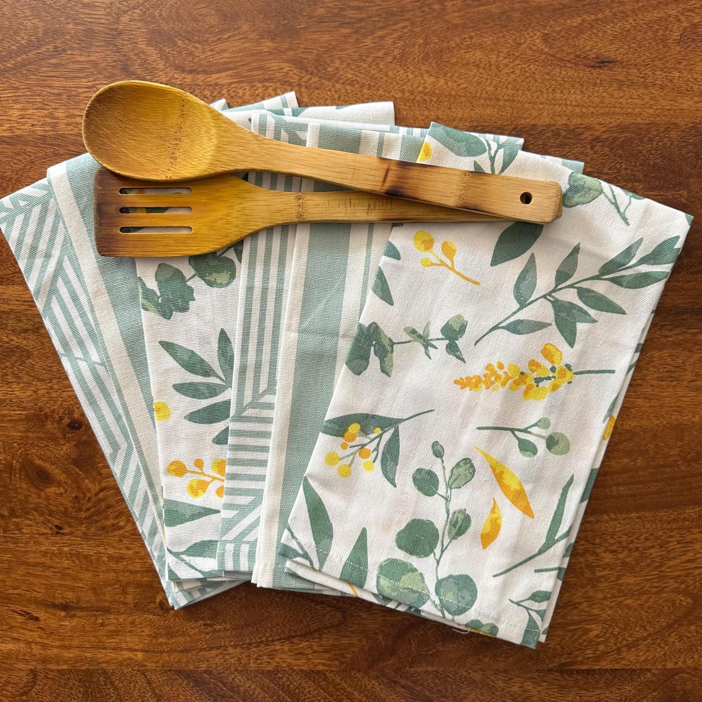 Oak & Lily Kitchen Towels – Sage Green Leaf & Stripes | Set of 6 | 100% Cotton | Anti-Bacterial | Premium European Quality