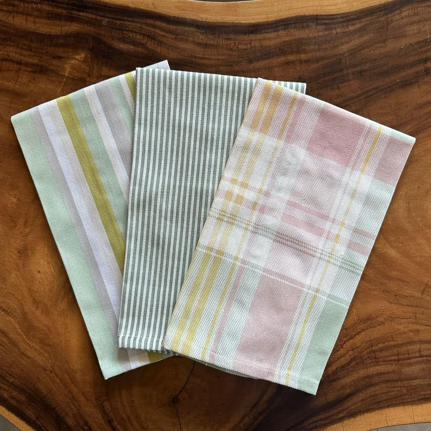Oak & Lily Kitchen Towels – Multicolour Geometric Patterns | Set of 3 | 100% Cotton | European Quality | Super Absorbent & Anti-Bacterial