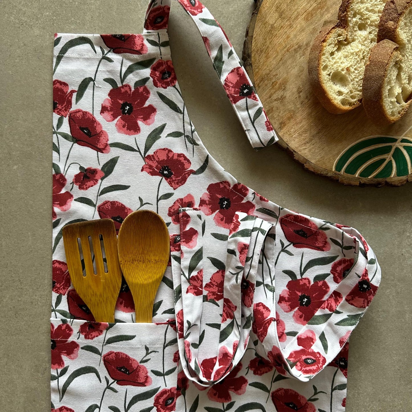 Oak & Lily Kitchen Linen Combo – Red Poppy Apron, Polka Dot Pot Holders & 3 Cotton Napkins | 100% Cotton | Heat Resistant | European Quality
