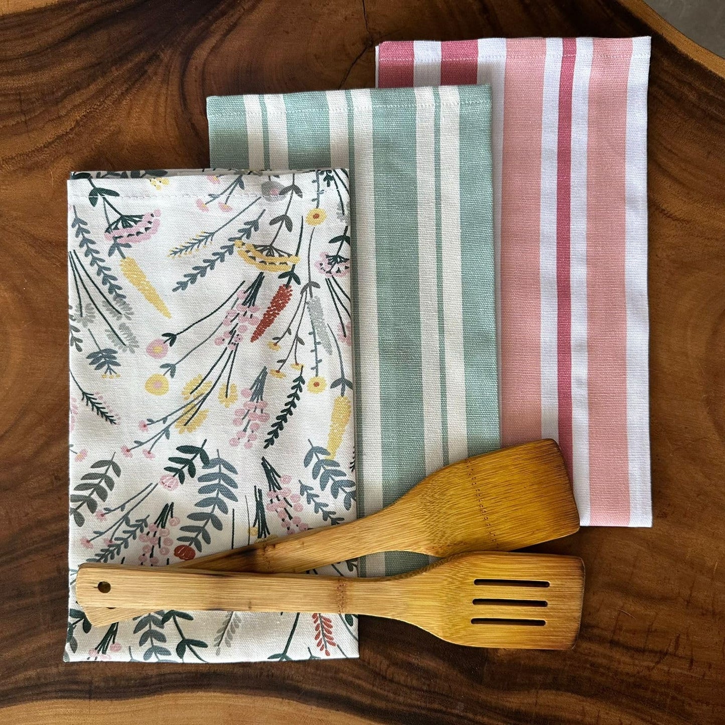 Oak & Lily Kitchen Towels – Green Floral | Set of 3 | 100% Cotton | European Quality | Super Absorbent & Anti-Bacterial