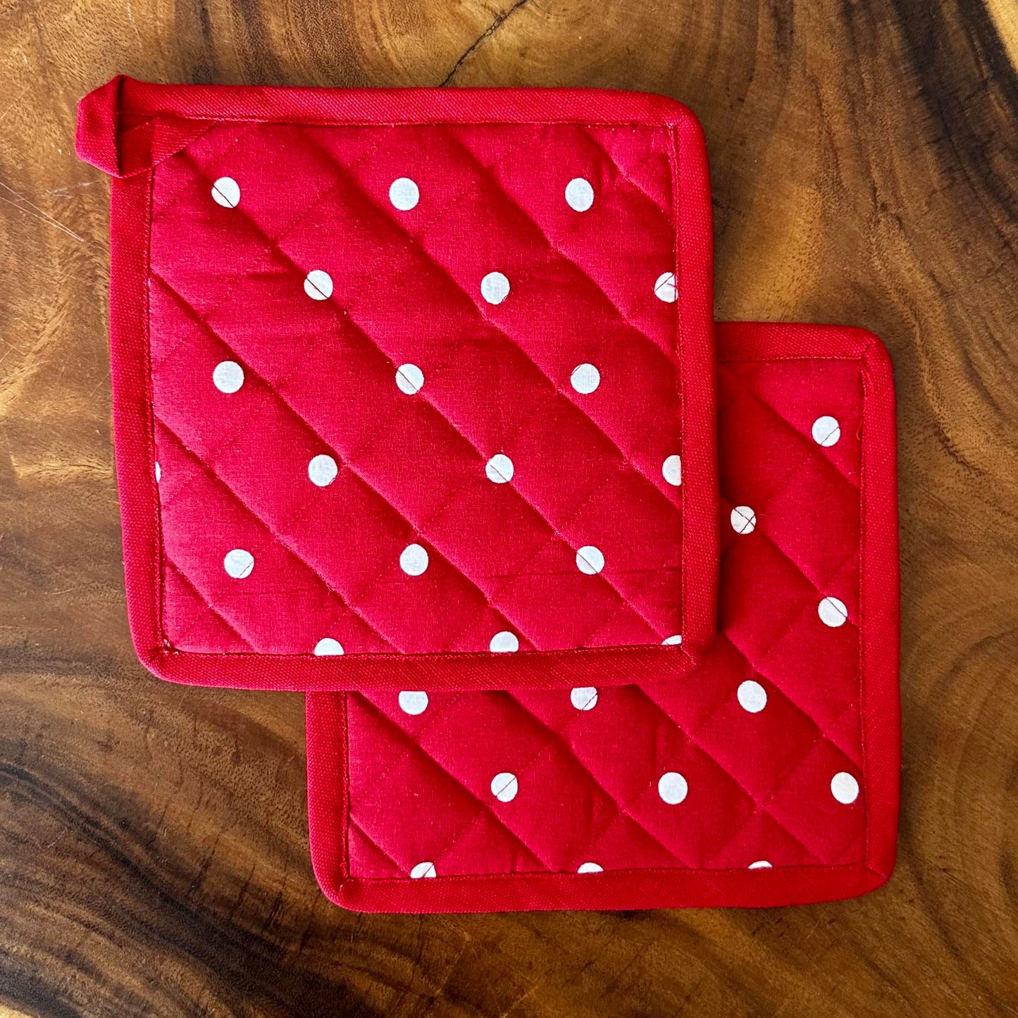 Oak & Lily Pot Holders – Red & White Polka Dot | Set of 2 | 100% Cotton | Heat Resistant | European Quality