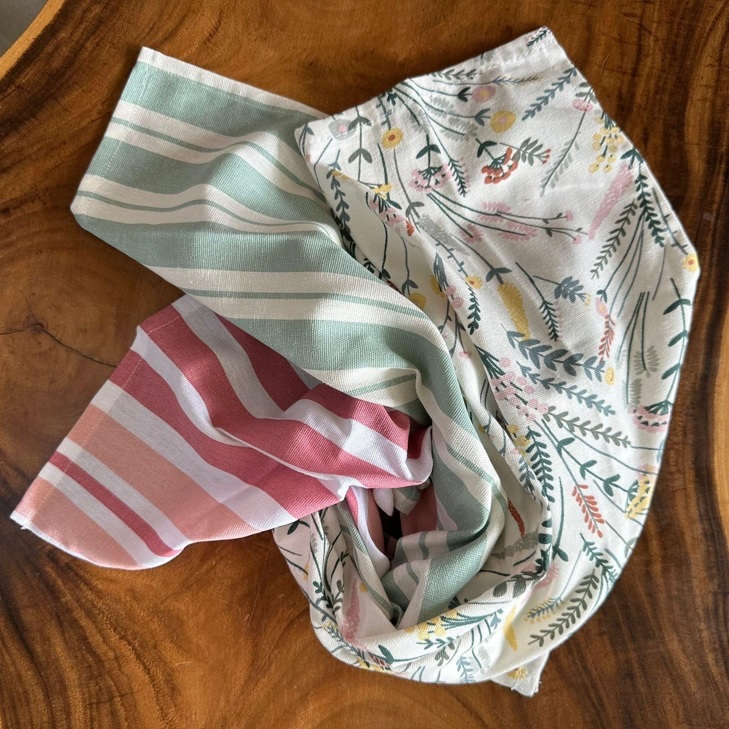 Oak & Lily Kitchen Towels – Green Floral | Set of 3 | 100% Cotton | European Quality | Super Absorbent & Anti-Bacterial
