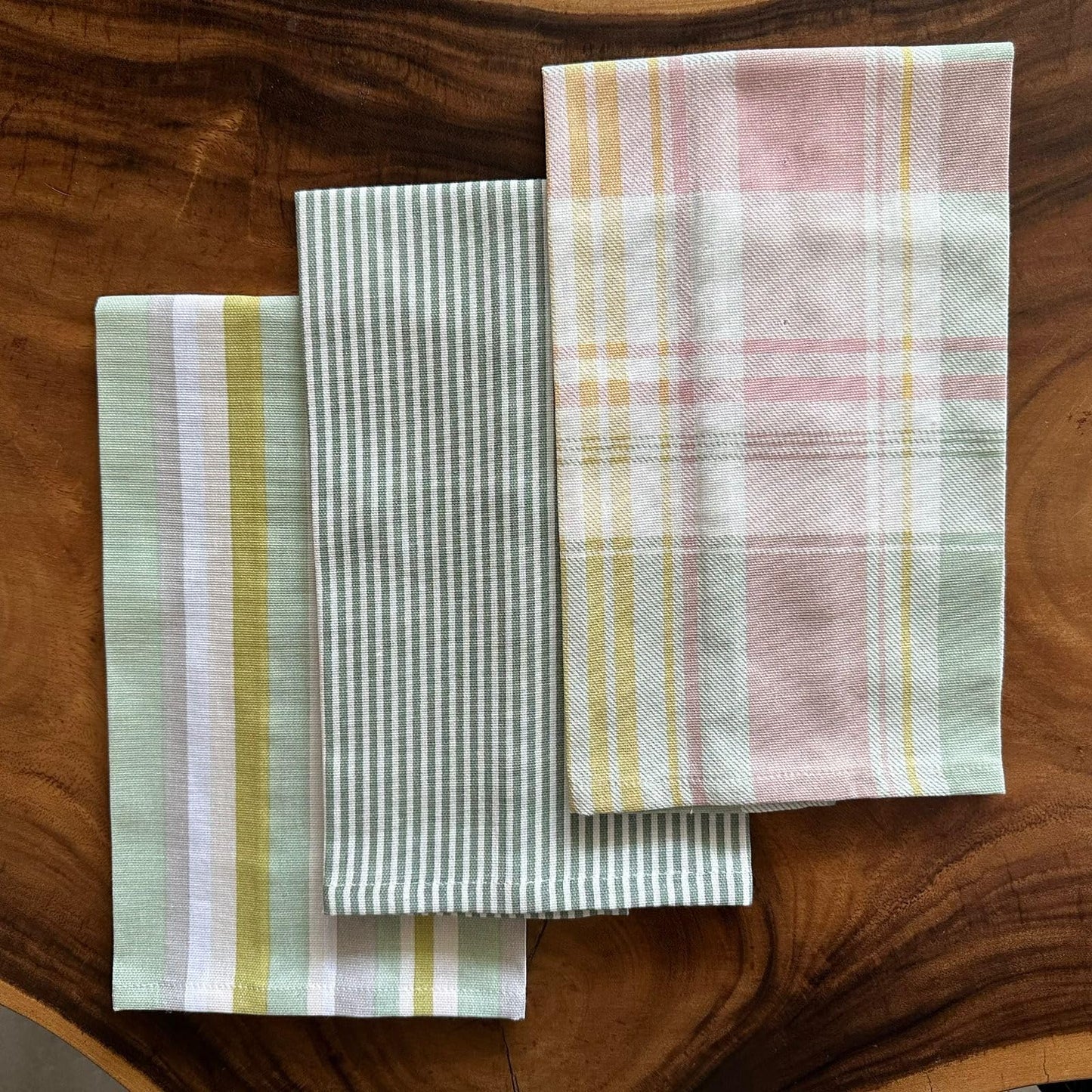 Oak & Lily Kitchen Towels – Multicolour Geometric Patterns | Set of 3 | 100% Cotton | European Quality | Super Absorbent & Anti-Bacterial