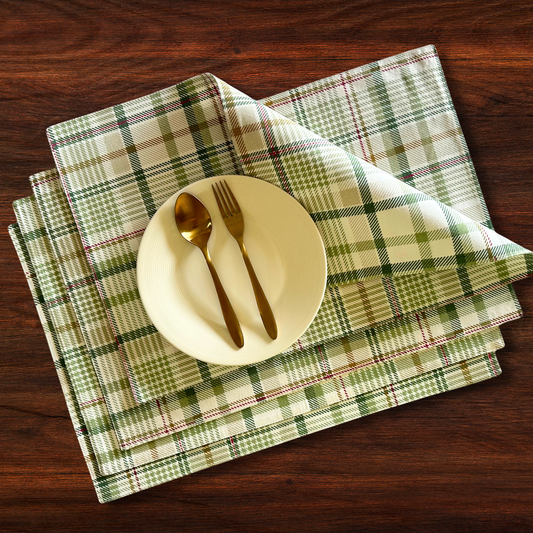 Oak & Lily Placemats – Forest Green Tartan | 100% Cotton | Heat Resistant | Premium European Quality 33cm x 45cm