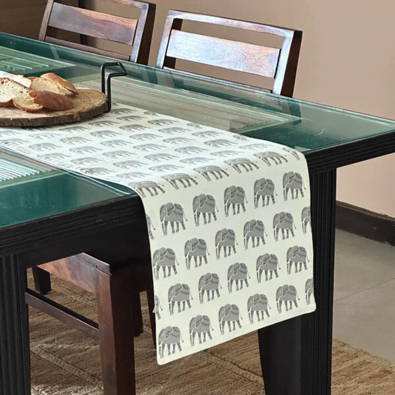 TABLE RUNNERS