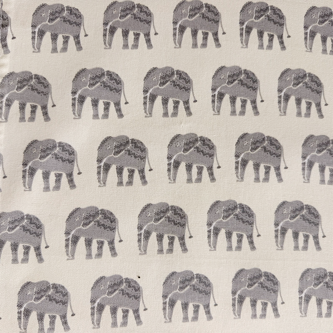 Oak & Lily Table Runner – Grey & Ivory Elephant Print | 100% Cotton | Premium European Quality
