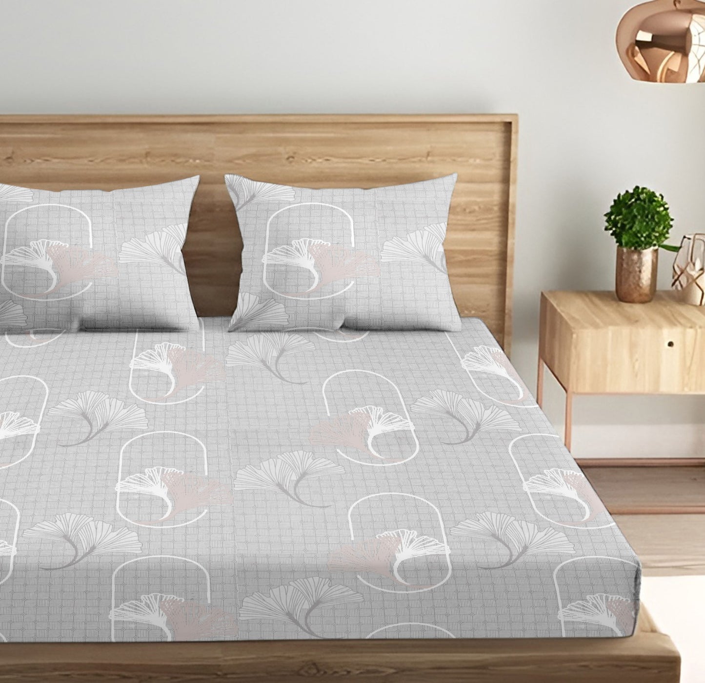 Lily Bloom King Bedsheet 210 TC
