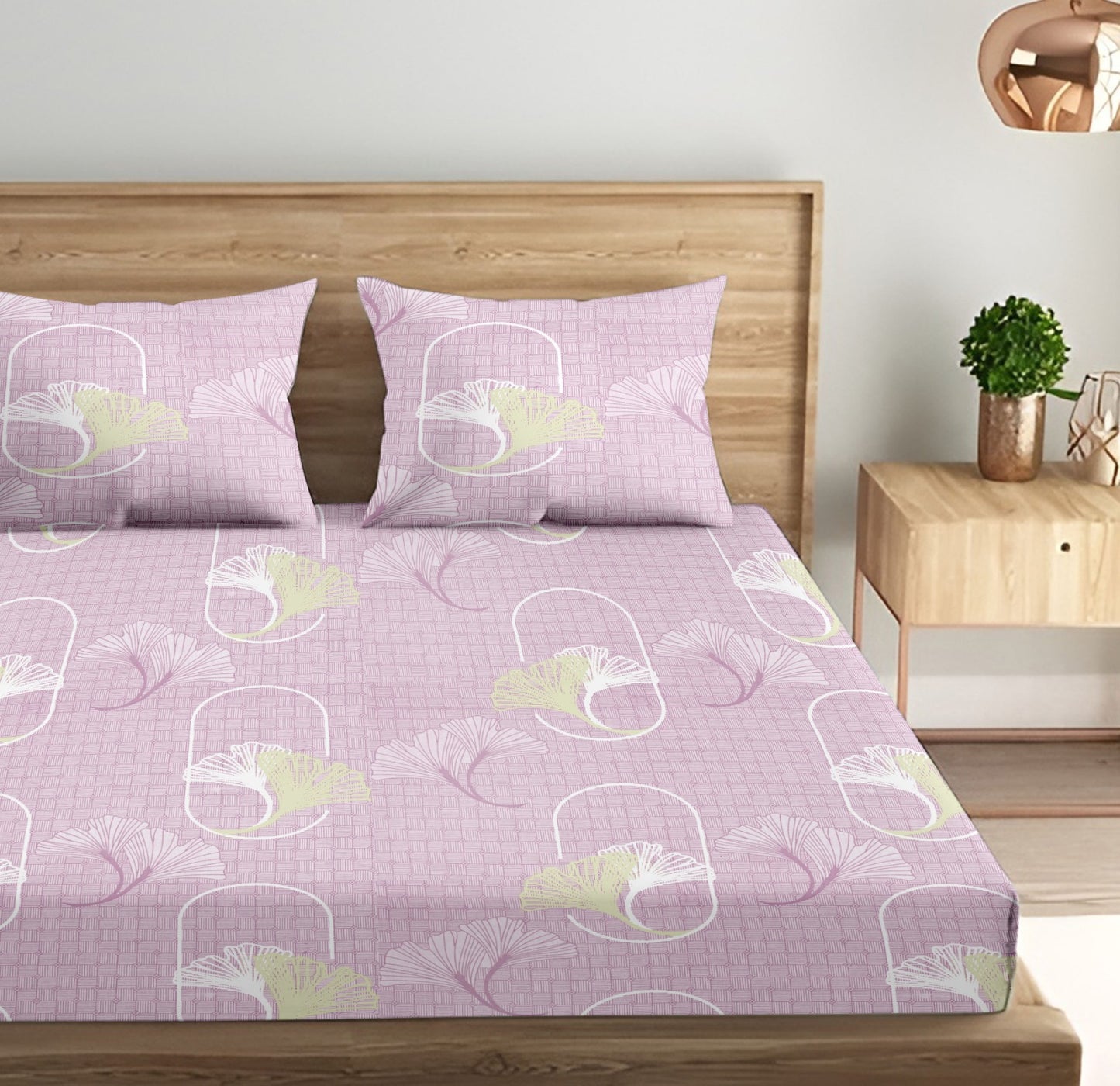 Lily Bloom King Bedsheet 210 TC