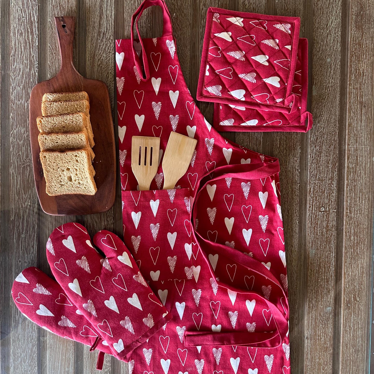 Oak & Lily Kitchen Combo – Red Hearts Apron, Pot Holders and 2pc Set of Mittens | 100% Cotton | Heat Resistant | European Quality