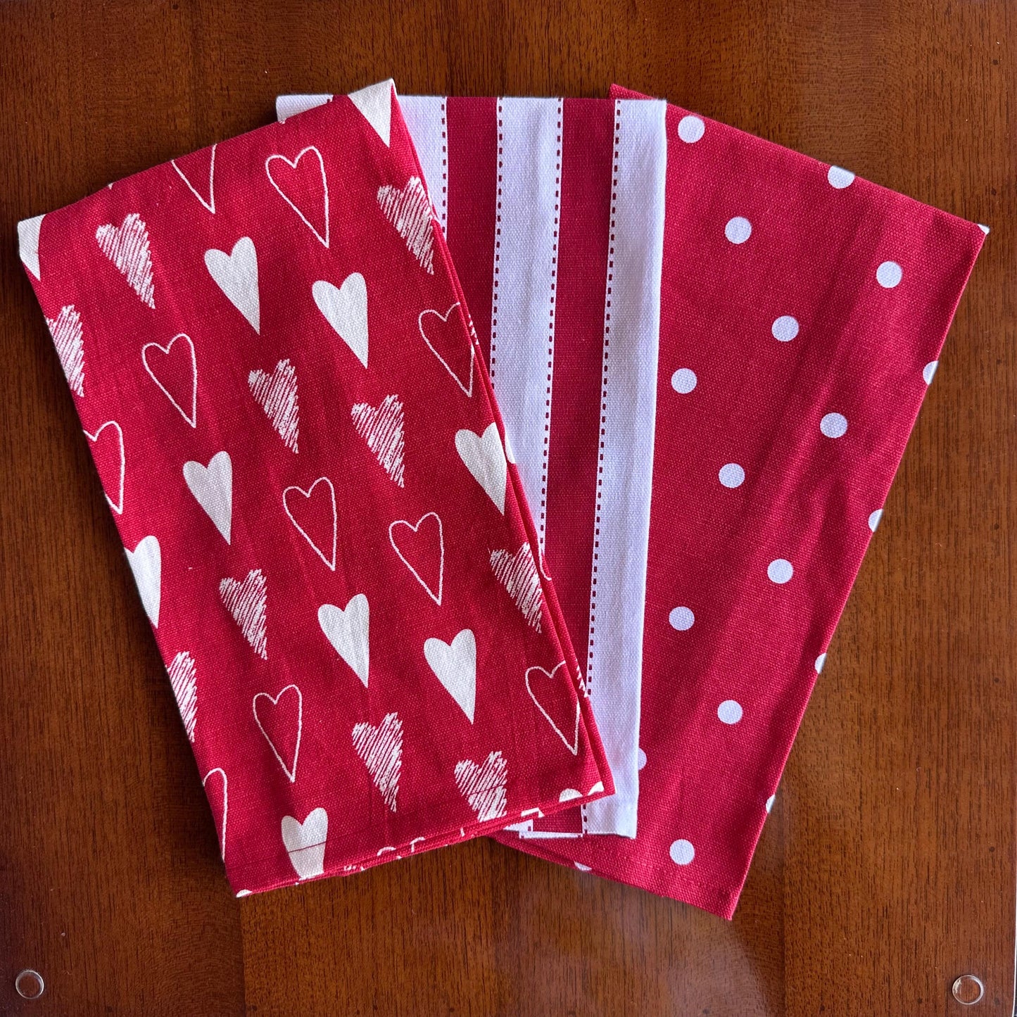 Oak & Lily Kitchen Towels – Red Heart Print, Red Polka Dot & Red Stripe | Set of 3 | 100% Cotton | European Quality | Super Absorbent & Anti-Bacterial