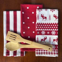 Oak & Lily Kitchen Towels – Red Reindeer Print | Set of 3 | 100% Cotton | European Quality | Super Absorbent & Anti-Bacterial