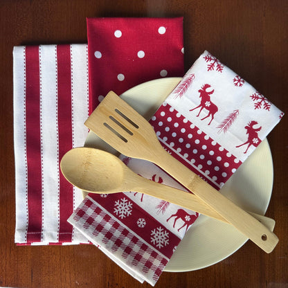 Oak & Lily Kitchen Towels – Red Reindeer Print | Set of 3 | 100% Cotton | European Quality | Super Absorbent & Anti-Bacterial