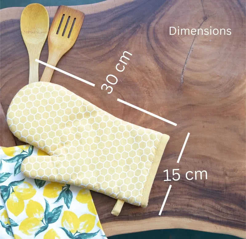 Yellow Honeycomb Print Oven Mittens | Set of 2