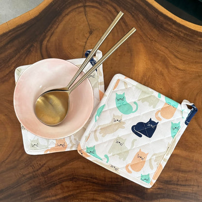Oak & Lily Pot Holders – Multicolour Quirky Cat Print | Set of 2 | 100% Cotton | Heat Resistant | European Quality