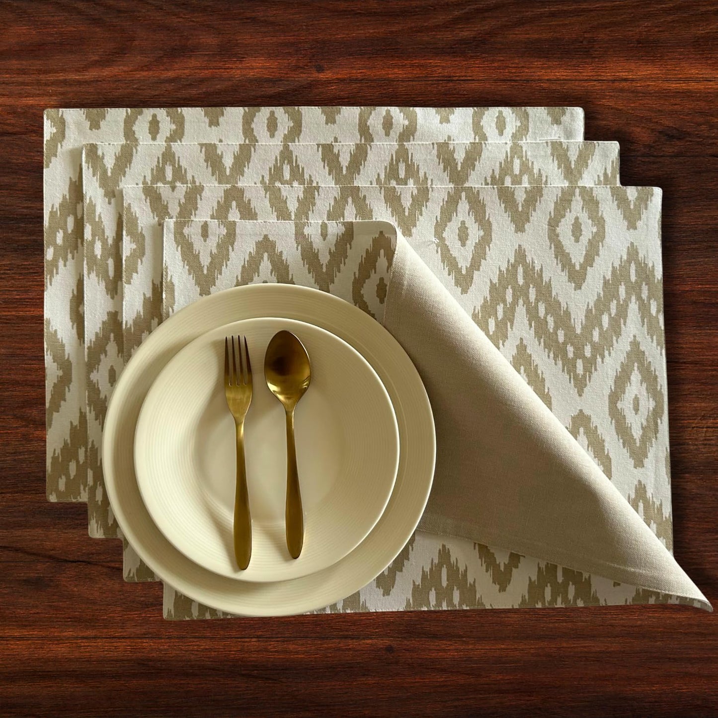Oak & Lily Placemats – Ikat Print | 100% Cotton | Heat Resistant | Premium European Quality