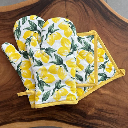 Oak & Lily Combo Set – Lemon Print Oven Mittens & Pot Holders | 100% Cotton | Heat Resistant & Cushioned | European Quality