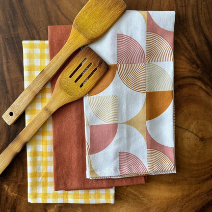 Oak & Lily Kitchen Towels – Rust Abstract Prints | Set of 3 | 100% Cotton | Premium European Quality | Anti-Bacterial