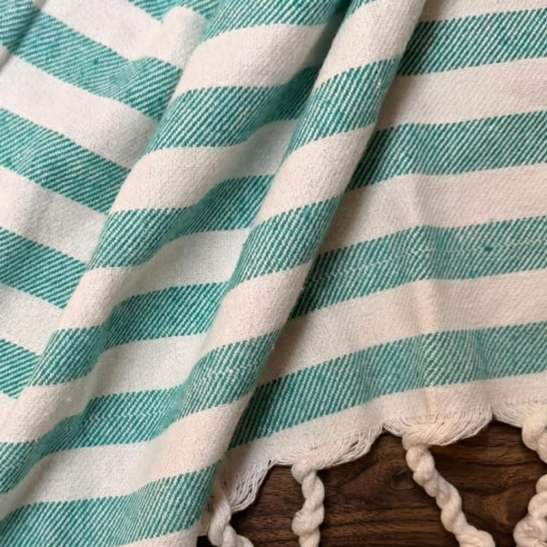 Oak & Lily 100% Cotton Sofa Throw Blanket (50x60 Inches) – Soft & Breathable Decorative Throw | Lightweight for Sofa, Bed & Travel
