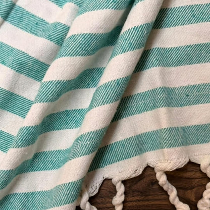 Oak & Lily 100% Cotton Sofa Throw Blanket (50x60 Inches) – Soft & Breathable Decorative Throw | Lightweight for Sofa, Bed & Travel