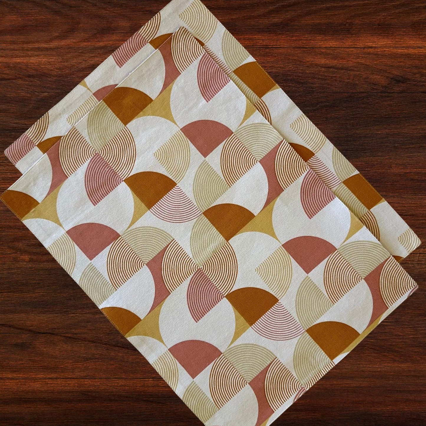 Oak & Lily Placemats – Rust Abstract Print | 100% Cotton | Heat Resistant | Premium European Quality