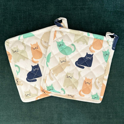 Oak & Lily Pot Holders – Multicolour Quirky Cat Print | Set of 2 | 100% Cotton | Heat Resistant | European Quality