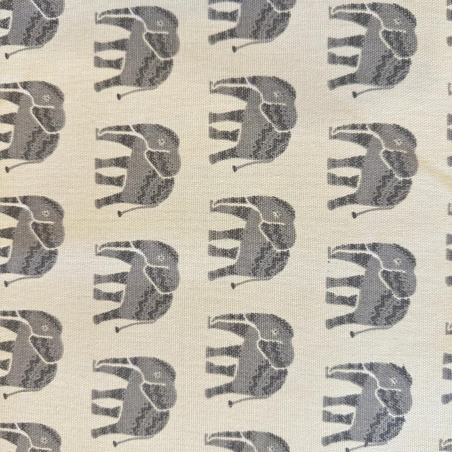 Oak & Lily Placemats – Elephant Print | 100% Cotton | Heat Resistant | Premium European Quality