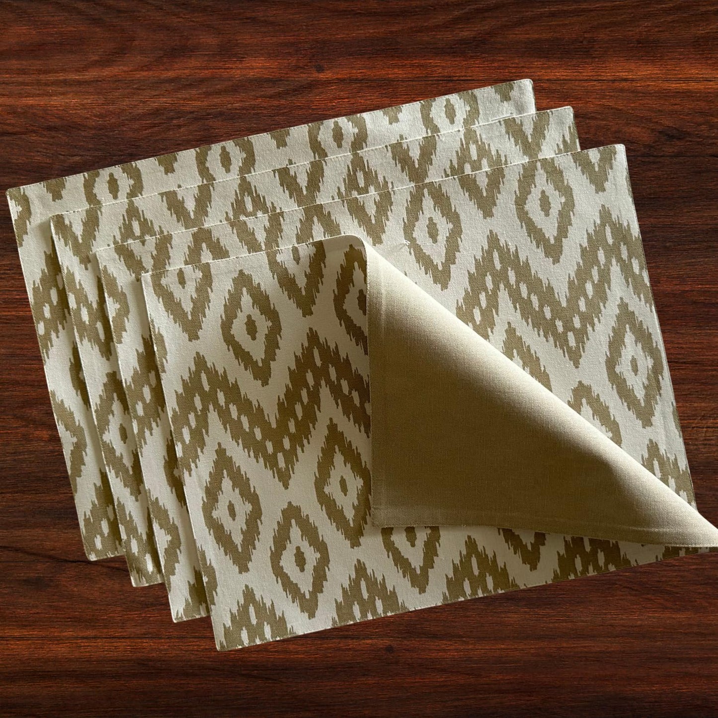 Oak & Lily Placemats – Ikat Print | 100% Cotton | Heat Resistant | Premium European Quality