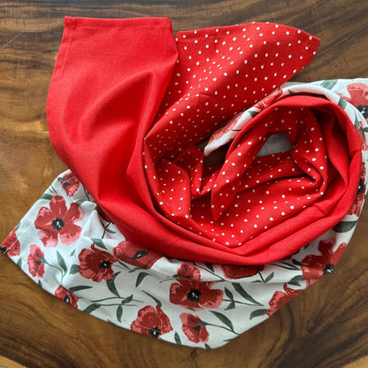Oak & Lily Kitchen Linen Combo – Red Poppy Apron, Polka Dot Pot Holders & 3 Cotton Napkins | 100% Cotton | Heat Resistant | European Quality